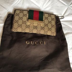 Gucci wallet
